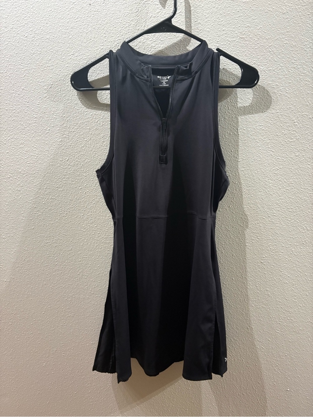 NWOT Old Navy Powersoft Go-Dry Black Half Zip Active Tennis Dress Size XS